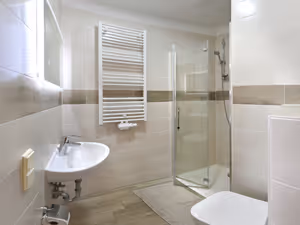 Dreibettzimmer - Bad